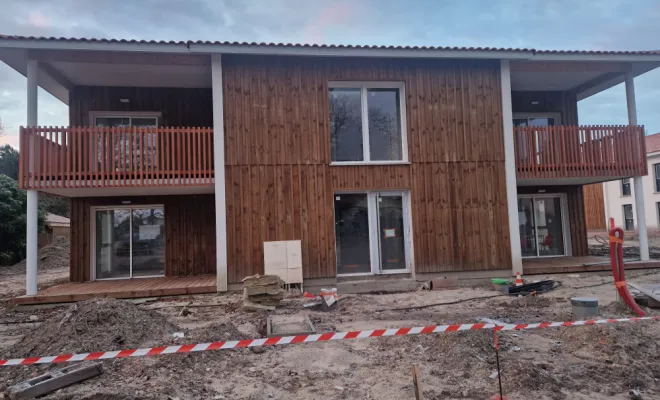 pose de gouttière aluminium 9010 sur Lit  et Mixe  , Capbreton, MSG